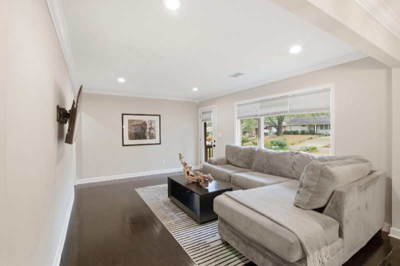 Building Photo - 1373 Benteen Way SE