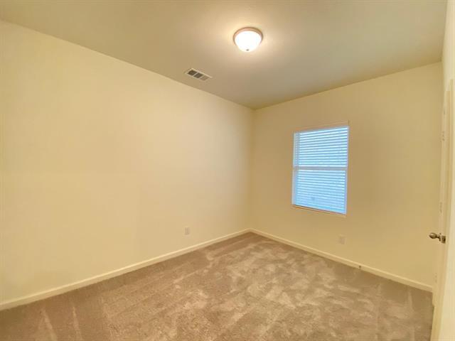Building Photo - 410 Madison Way