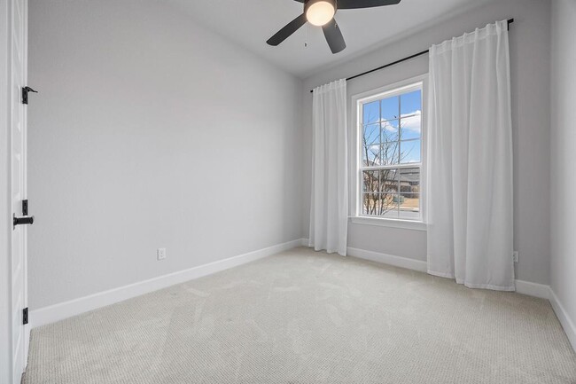 Building Photo - 114 Nandina Path