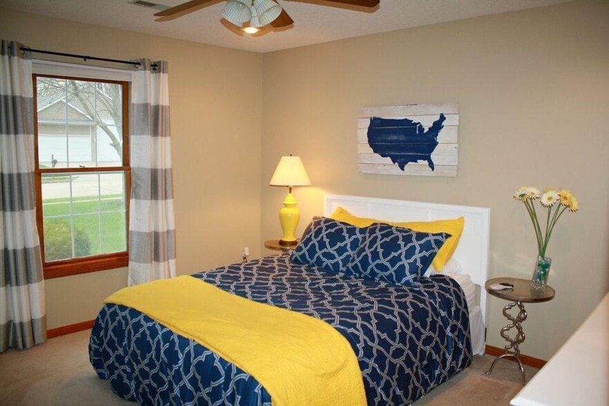 Building Photo - 3700 Falmouth Dr