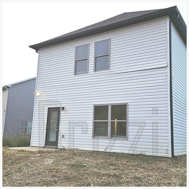 Building Photo - 110 Cole Ln