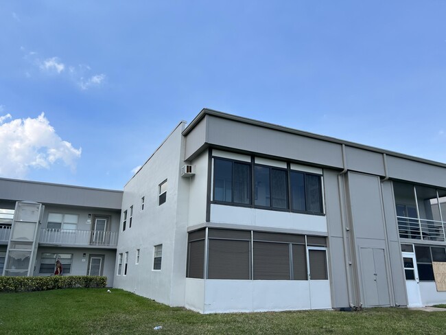 Primary Photo - 183 Normandy Ln