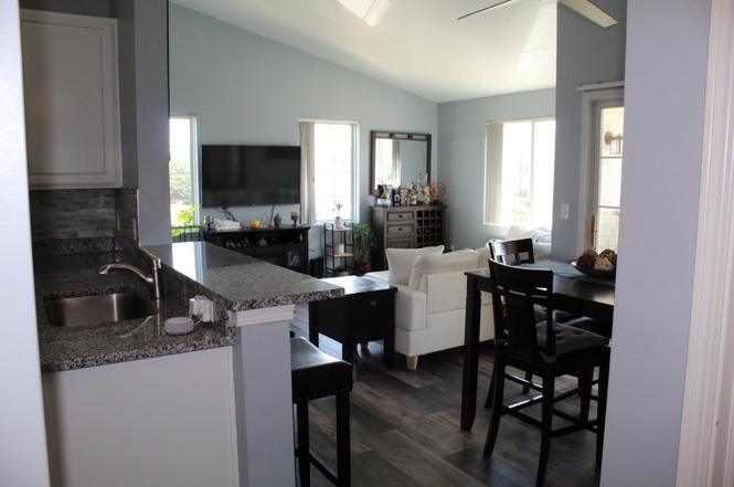 Building Photo - 224 Bertram Dr