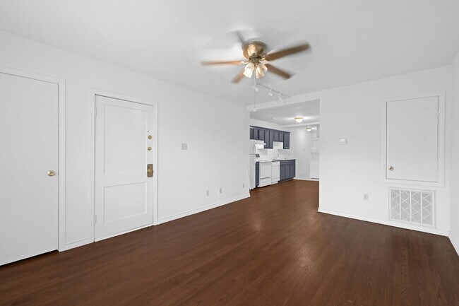 Building Photo - Perfect 2 Bed 1 Bath Home in Houston's Vibrant Hub!