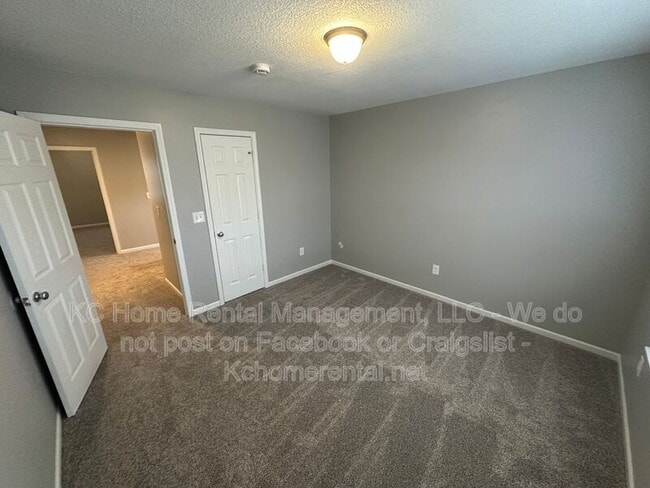 Building Photo - 1955 N 80th Ct