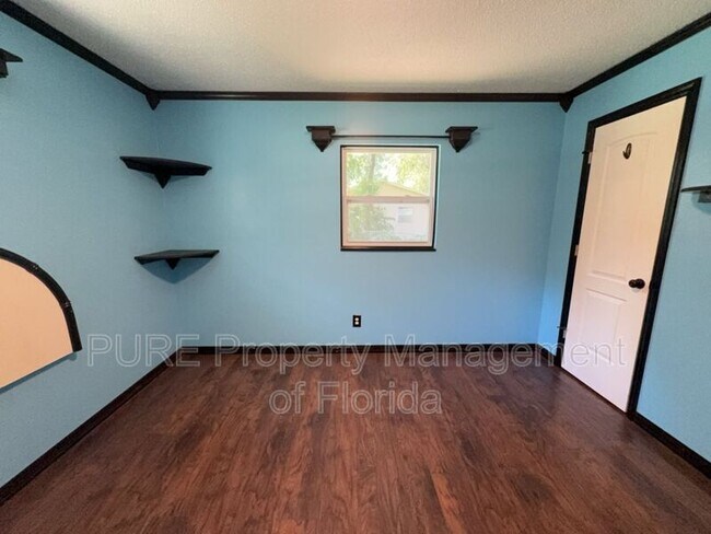 Building Photo - 12300 SE 128th Ct