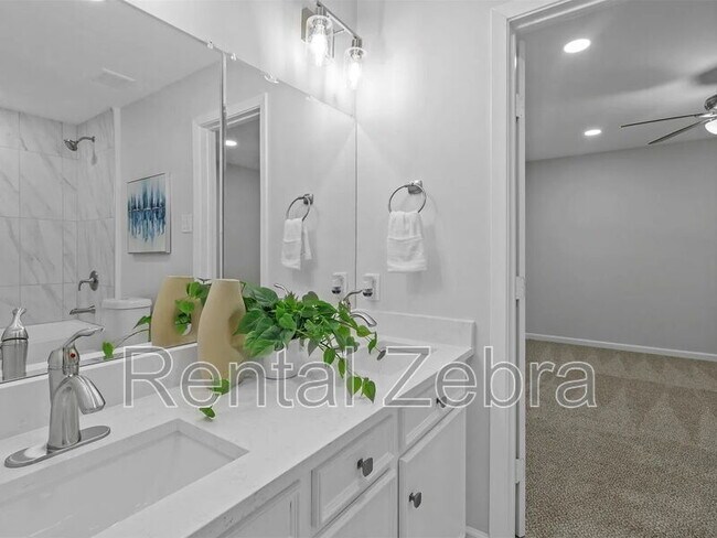 Building Photo - 3212 Altman Dr