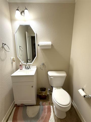 Building Photo - 8608 Davis Dr