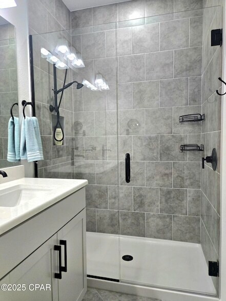 Building Photo - 8958 Parrot Pl