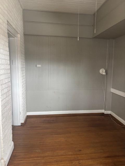 Building Photo - 1002 Aurora Ave