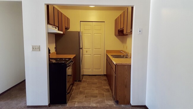Primary Photo - 344 Polk St