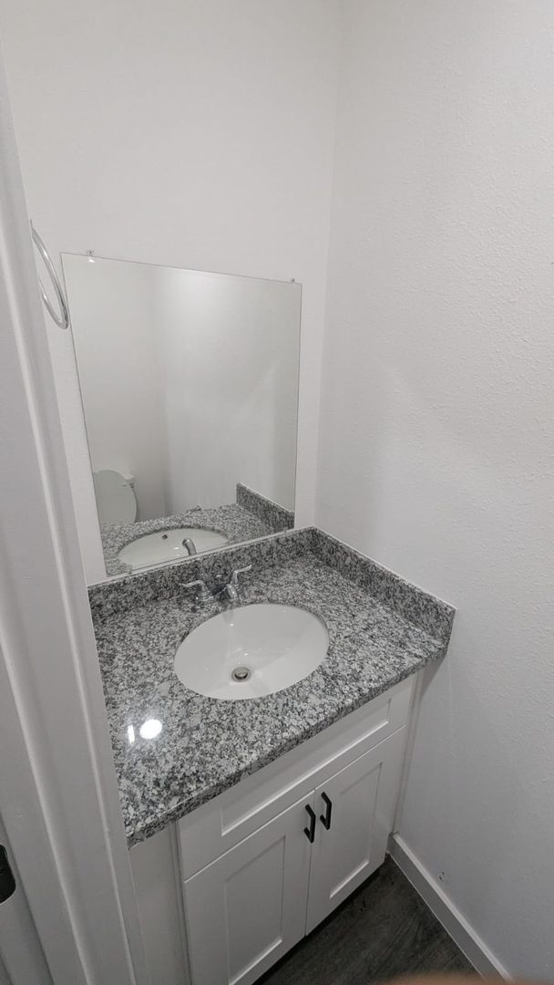 Building Photo - ?Your Houston Gem: 3 Beds, 2.5 Baths, Carport ?