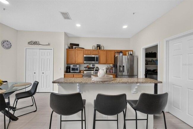 Building Photo - 6086 Chapledale Dr