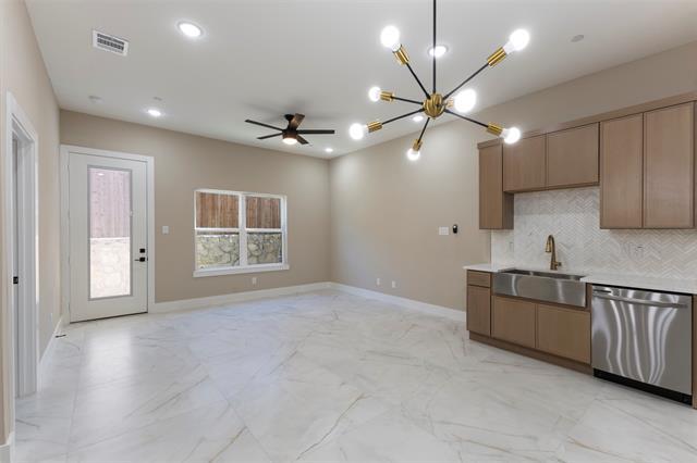 Building Photo - 2370 Usman Dr