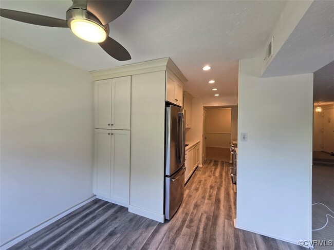 Building Photo - 1503 Regency Woods Rd