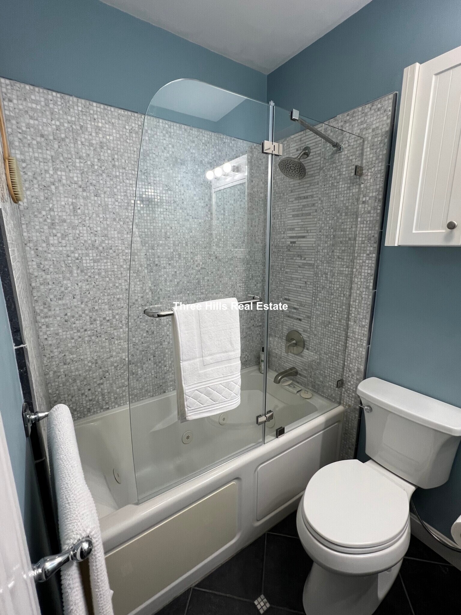 Building Photo - 238 W Newton St