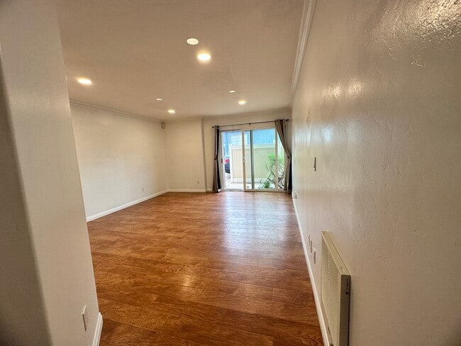 Building Photo - 3993 Jewell St