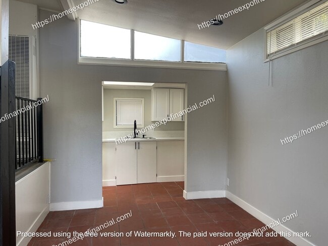 Building Photo - Nice Home For Rent