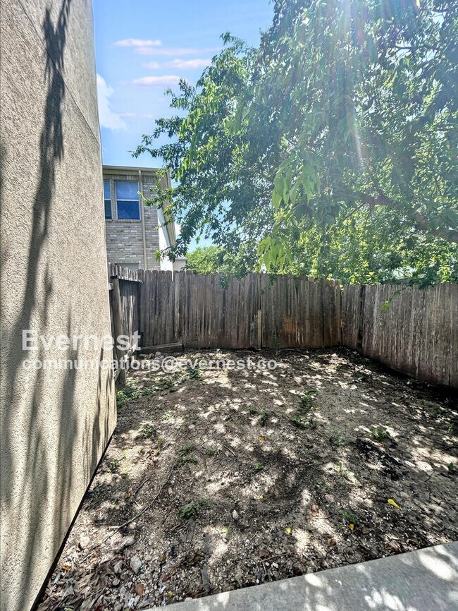 Building Photo - 3017 Douglas Fir Dr