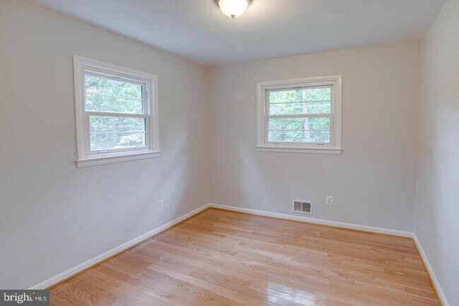 Building Photo - 12026 Waples Mill Rd