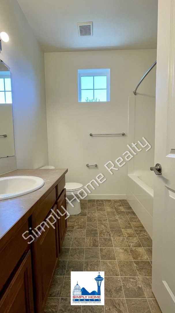Building Photo - Welcome to Your 4-Bedroom Dream Home!??