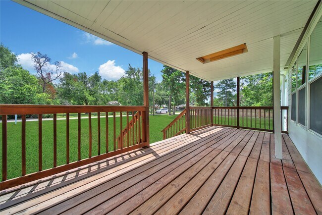 Building Photo - 31324 Knebel Rd