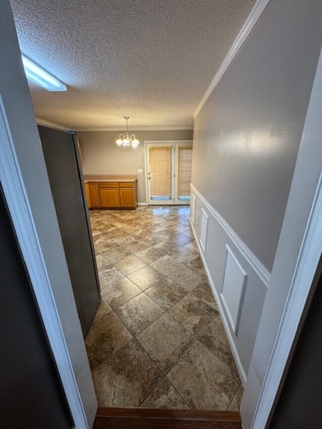 Building Photo - 2 Bed, 3 Bath Condo with Garage and  Flex ...