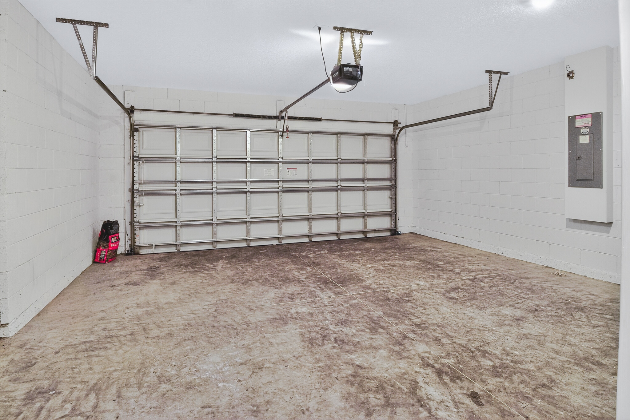 Building Photo - 3917 Southern Vista Loop