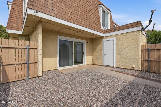 Building Photo - 8432 N 34th Dr