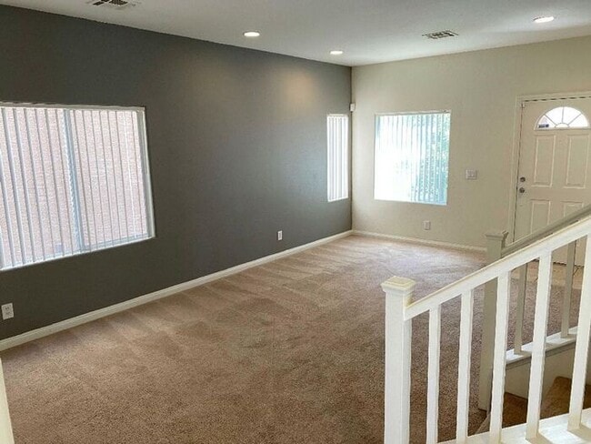 Building Photo - First Show: The first open showing is on 2/26 at 4PM. Please be prompt. We will be processing any...