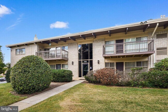 Building Photo - 4965 Americana Dr