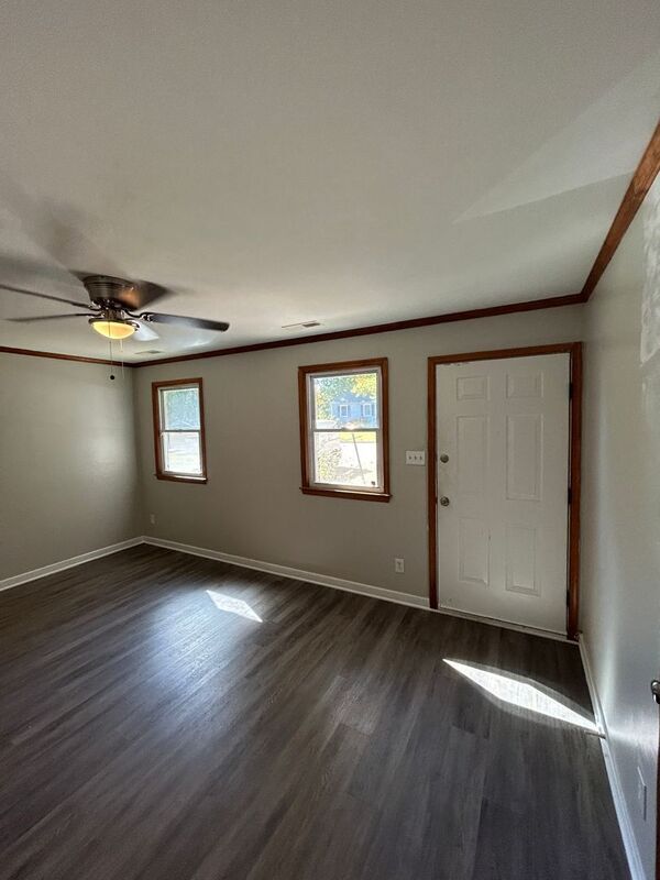 Building Photo - 2001 Old Iron Rd