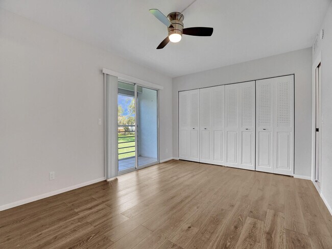 Building Photo - 17 Mansfield F