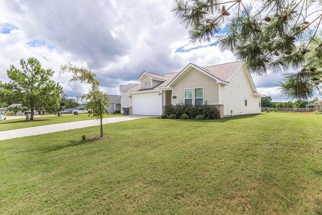 Building Photo - 807 Ivy Glen Dr
