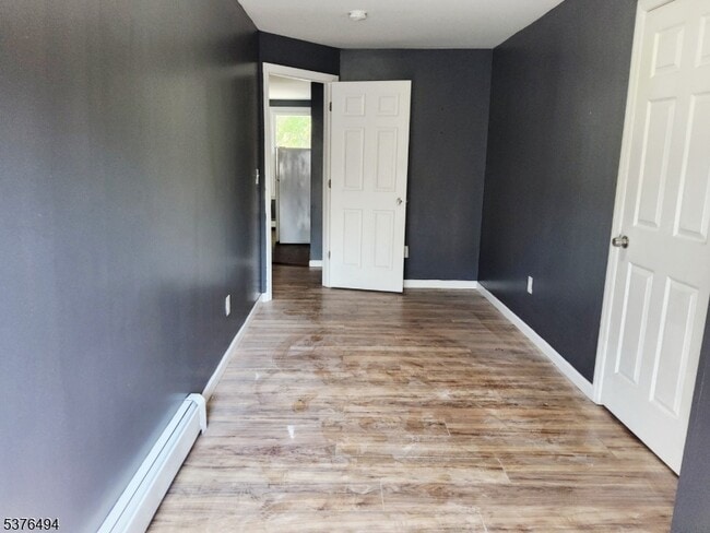 Building Photo - 116 Smith St