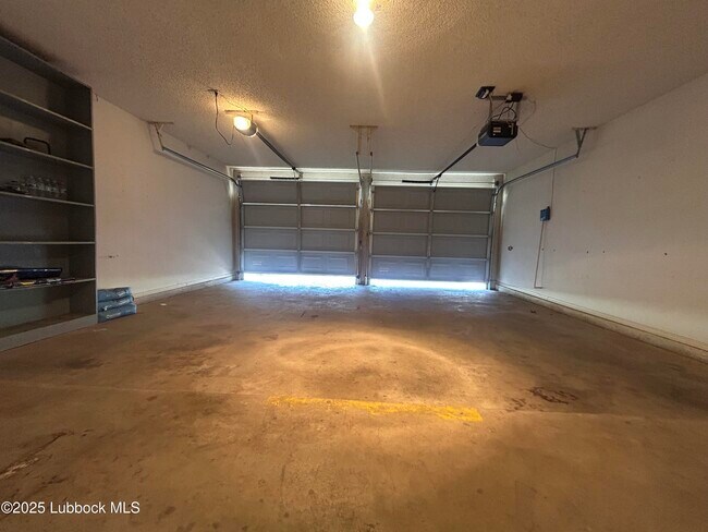 Building Photo - 5410 90th St