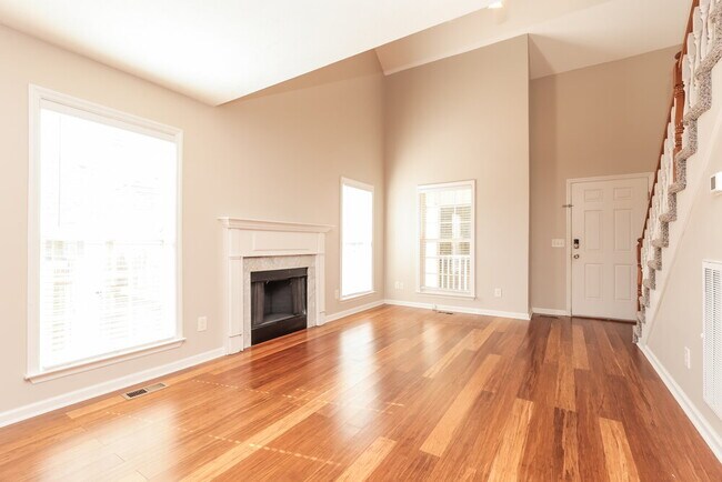 Building Photo - 3404 Whitesail Ct