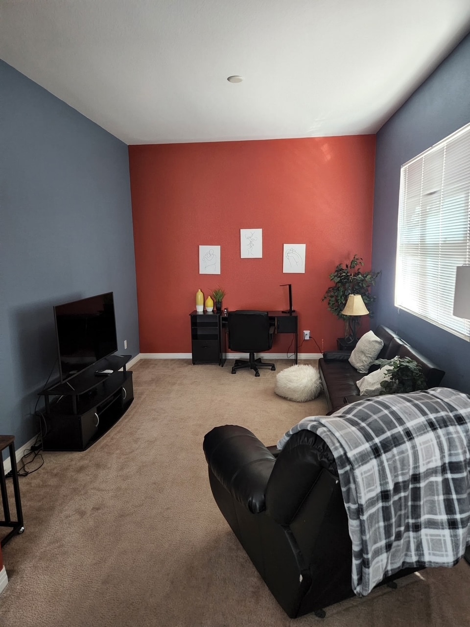 Building Photo - 81849 Via Parco Dr