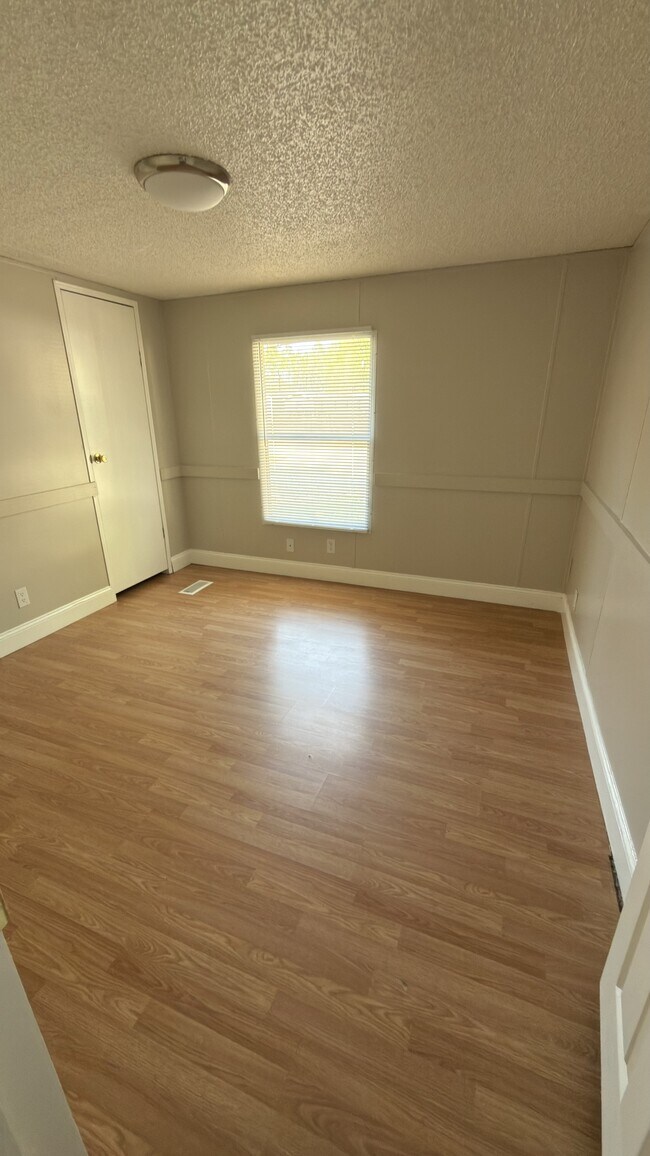 Building Photo - 3427 21 E M.L.K. Jr Dr