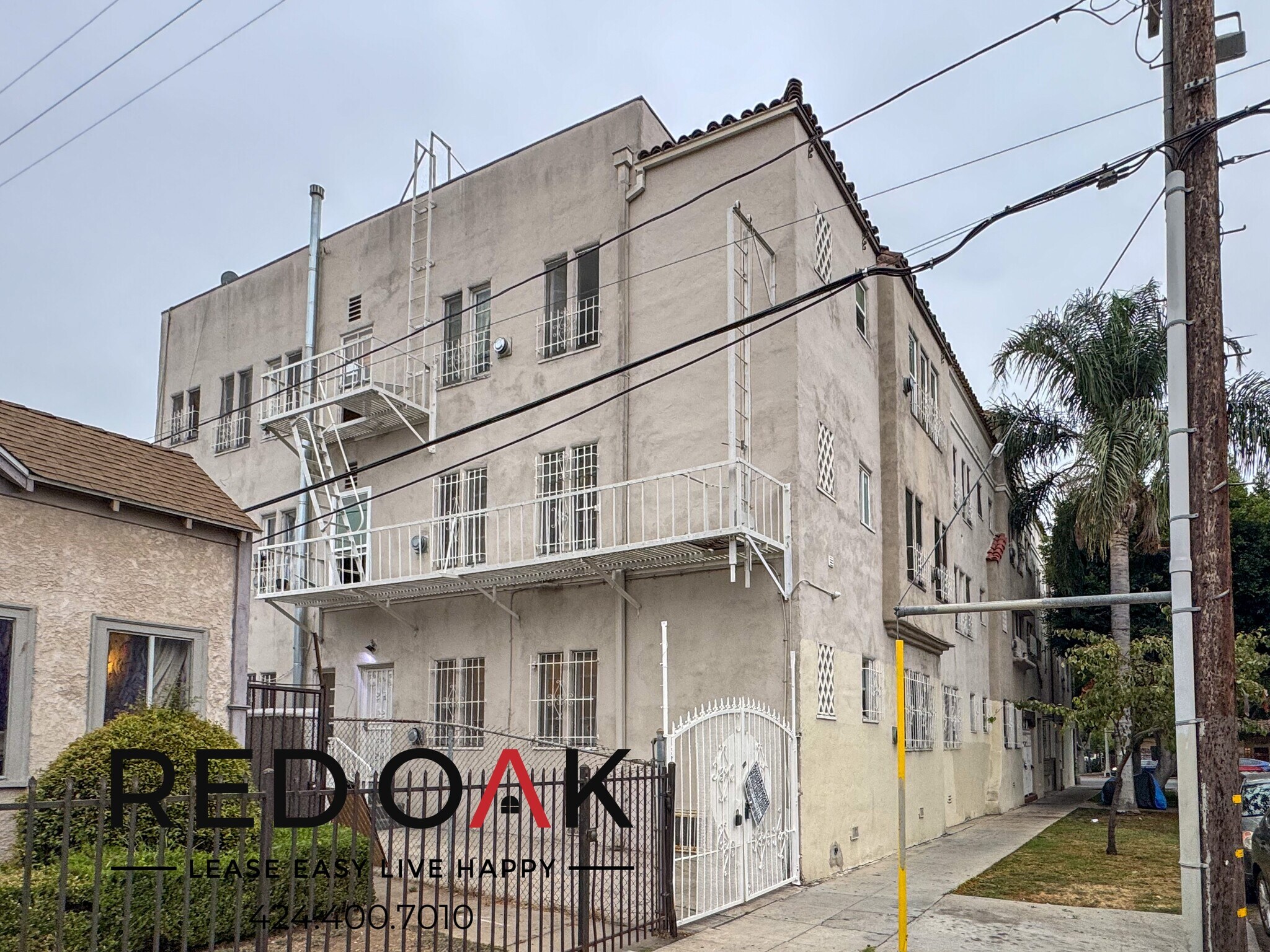 Building Photo - 706 N St Andrews Pl