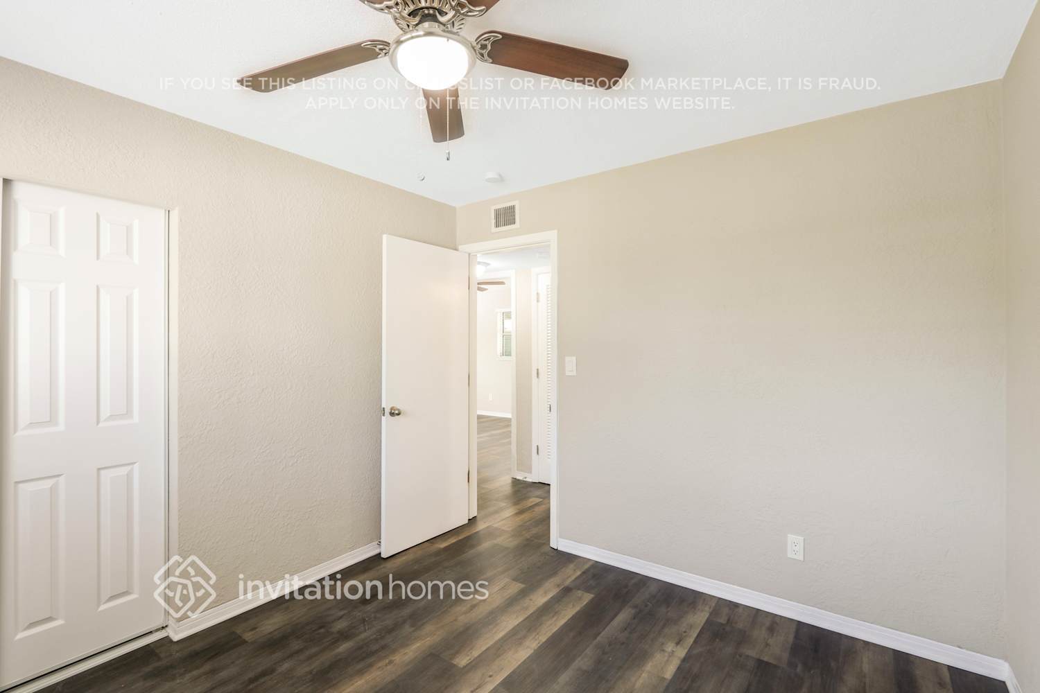 Building Photo - 3944 Porpoise Dr SE