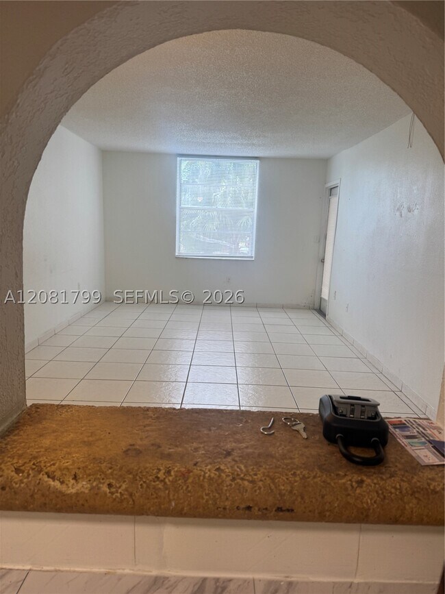 Building Photo - 5755 W 20th Ave