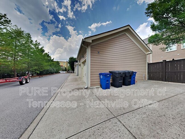 Building Photo - 1022 Rural Plains Cir