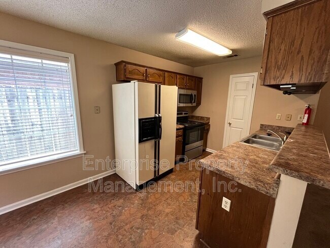 Building Photo - 1091 Nolan Ln