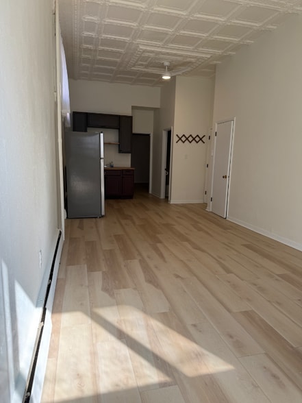 Building Photo - 329 Taylor Ave