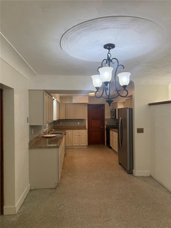 Building Photo - 206 Robin Rd