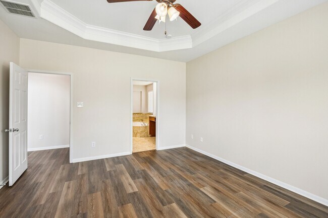 Building Photo - 28134 Kudzu Dr