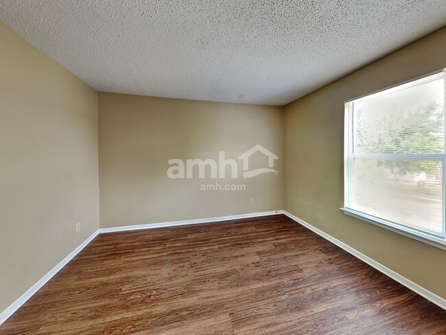 Building Photo - 14766 White Tail Run