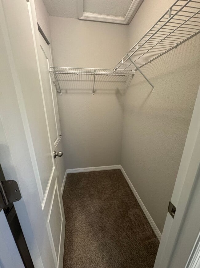 Building Photo - Charming 2BR/2BA Duplex in Citrus Springs - Peaceful Living Awaits!