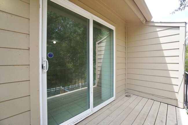 Building Photo - 2906 Sweeney Ln